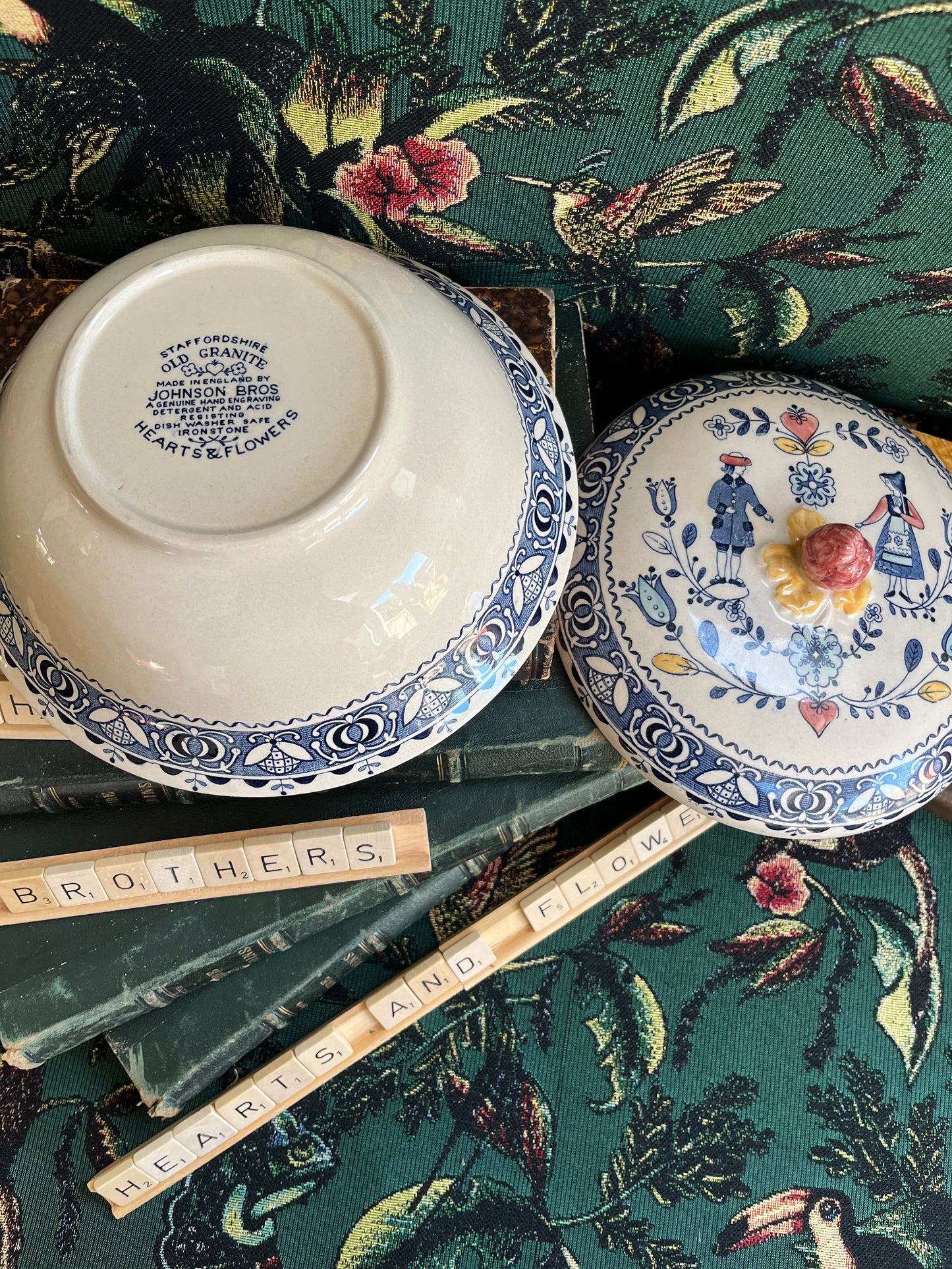 Dekschaal Johnson Brothers Hearts & Flowers