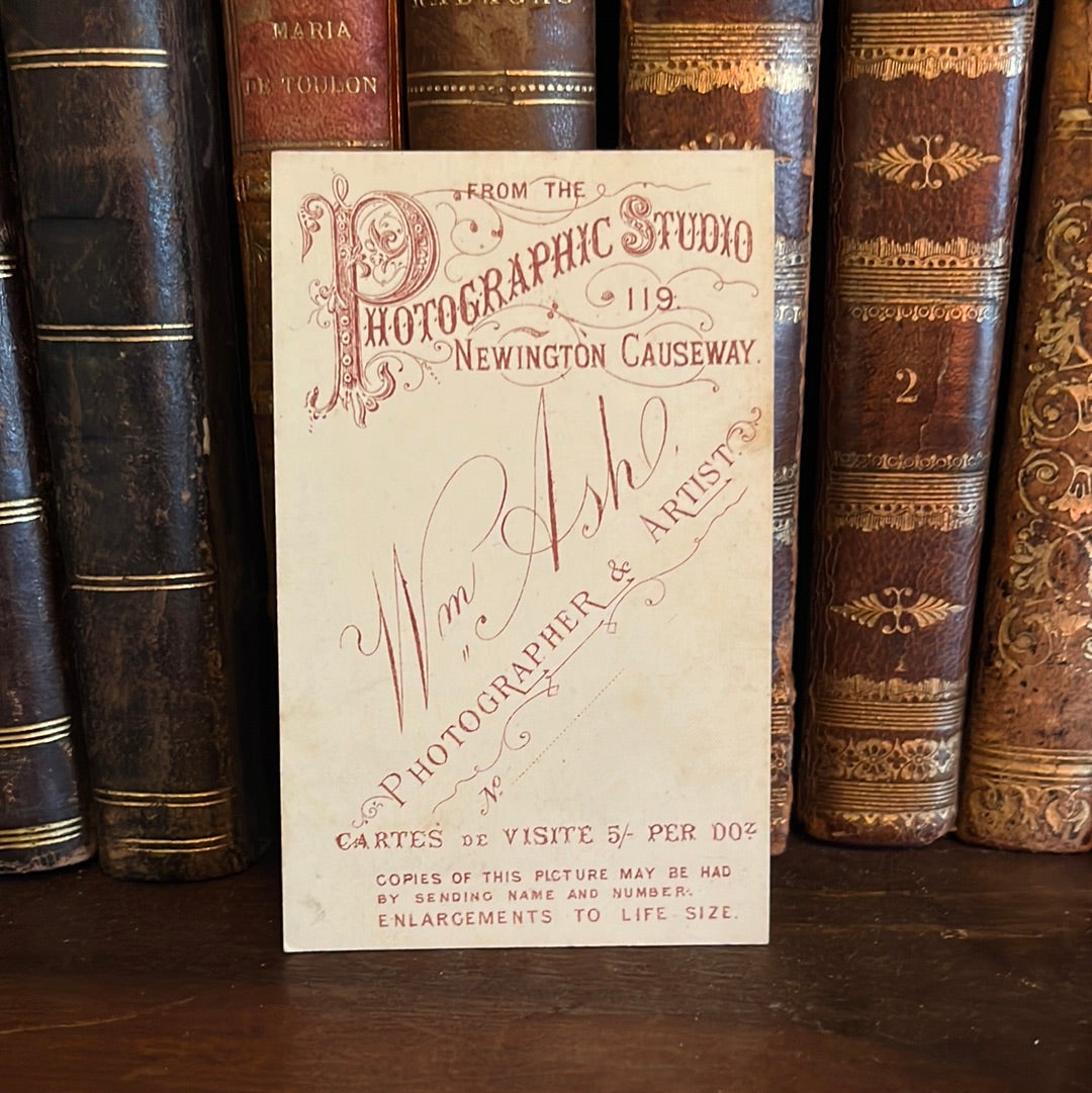 Visitenkarte W. Ash Newingon Causeway