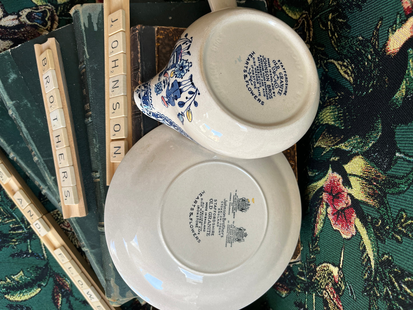 Juskom met schotel Johnson Brothers Hearts & Flowers