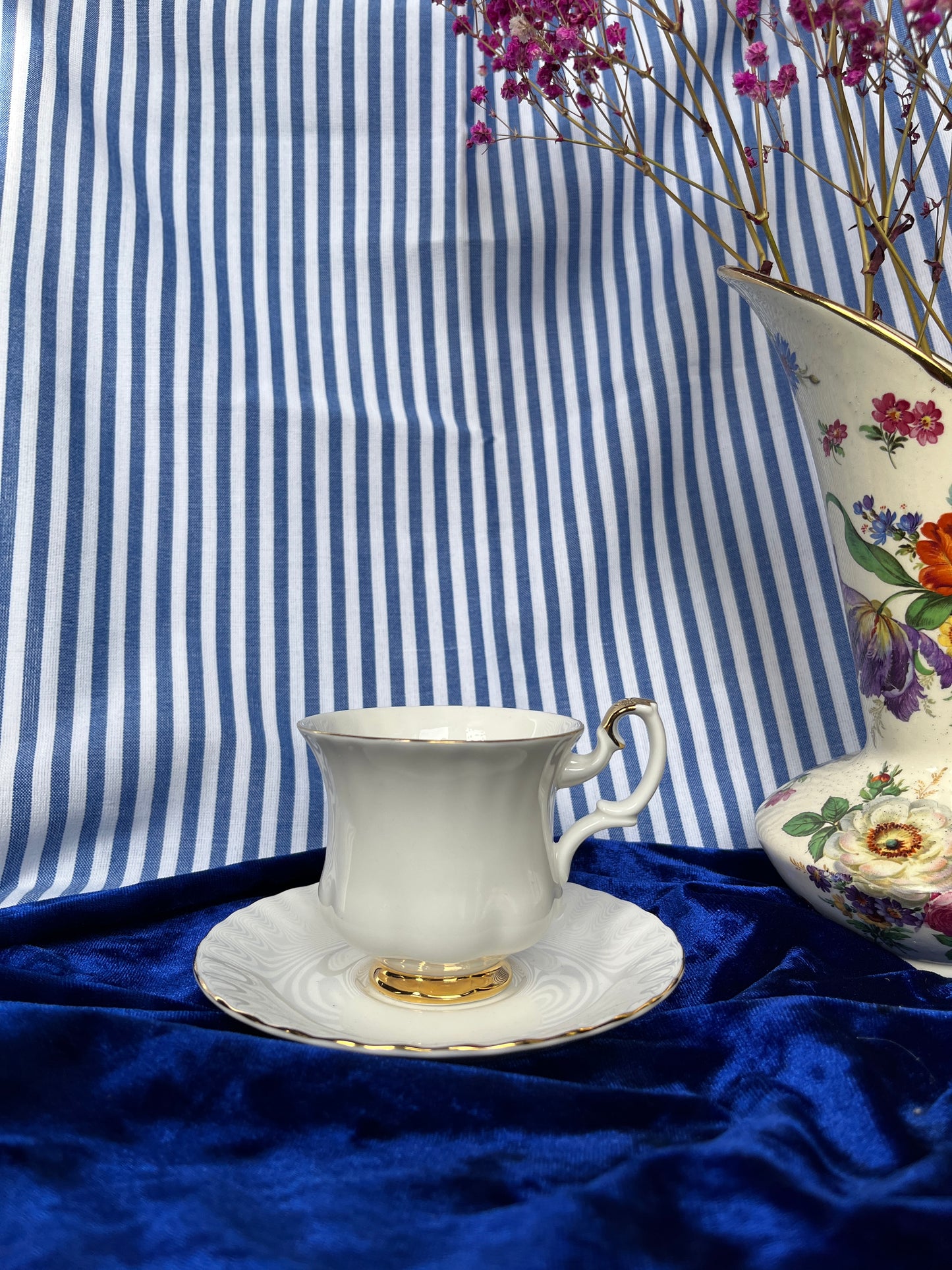 Kop en schotel Royal Albert Val D’Or