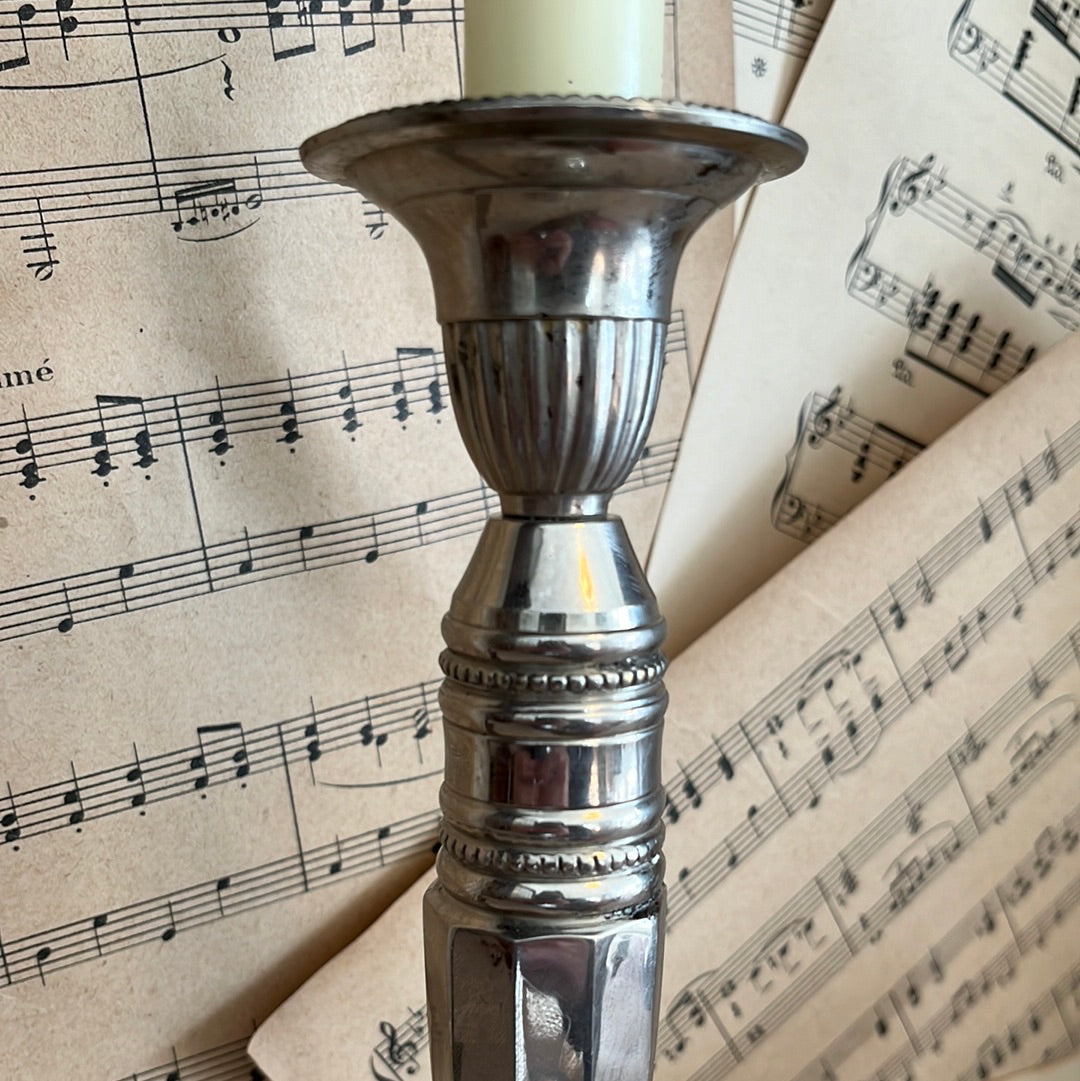 Verzilverde kandelaar