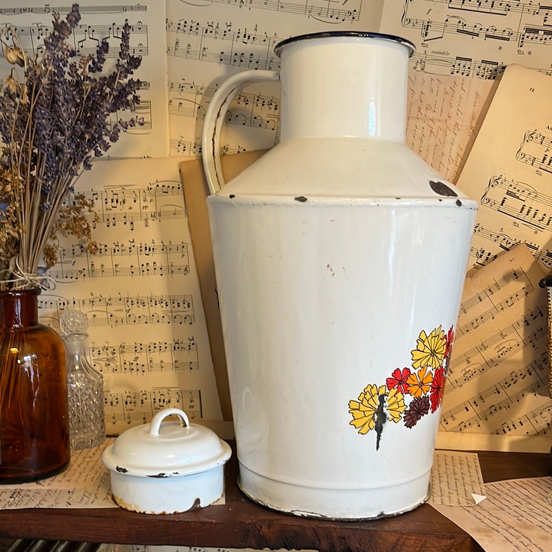 Vintage Milchkännchen aus Emaille