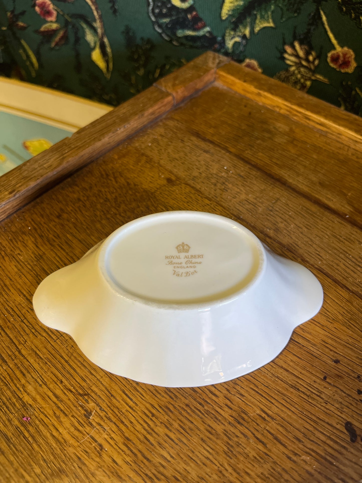 Ovalen schaaltje Royal Albert Val D’Or