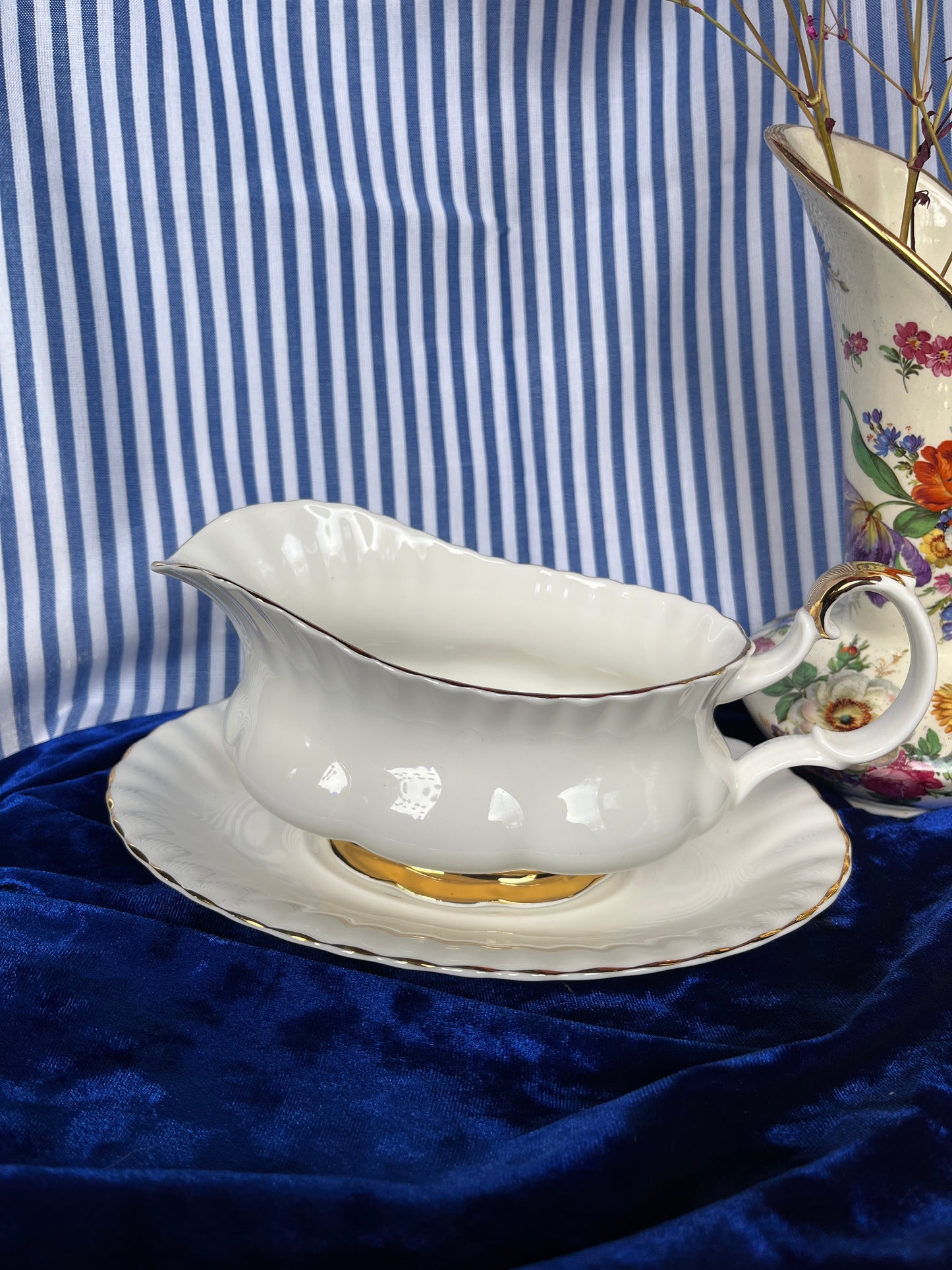 Sauskom met schotel Royal Albert Val D’Or