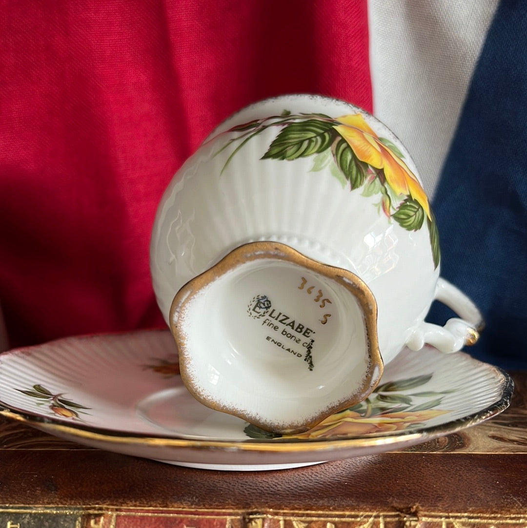 Elisabethanische gelbe Rose