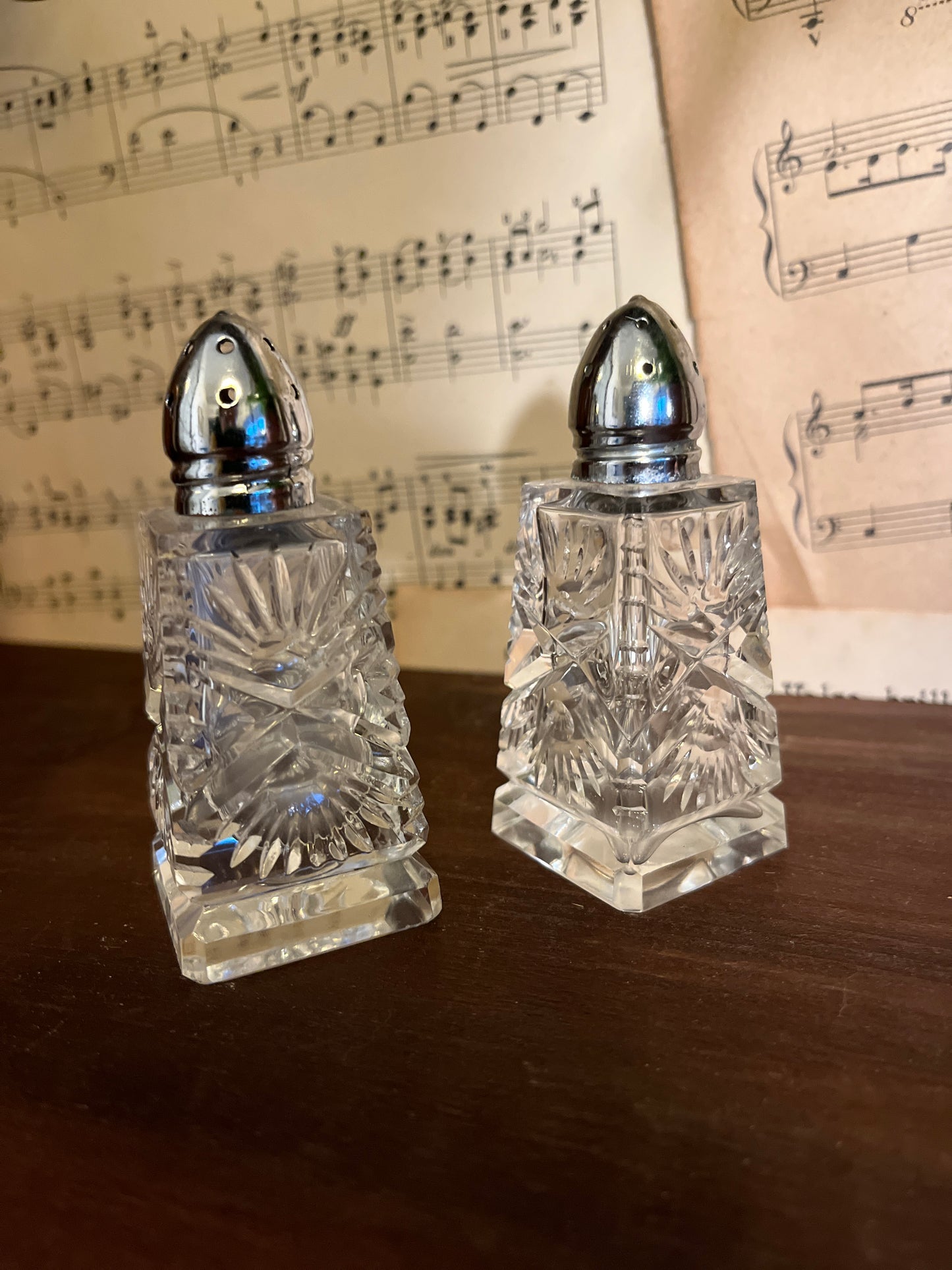Salt and pepper set crystal