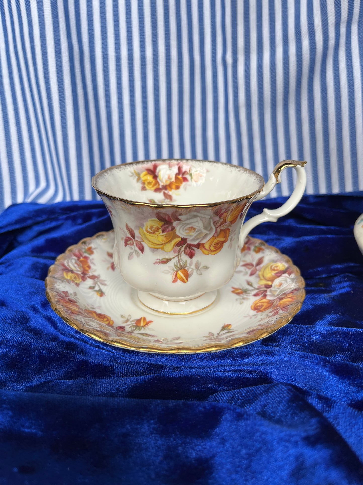 Royal Albert Lenora heren kop en schotel