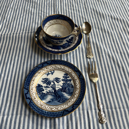 Real Old Willow servies set huren