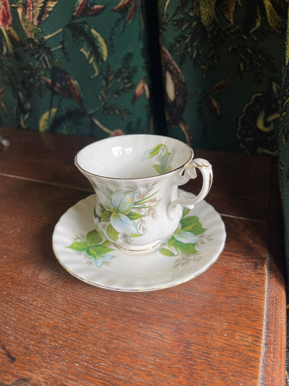 Royal Albert Trillium dames kop en schotel