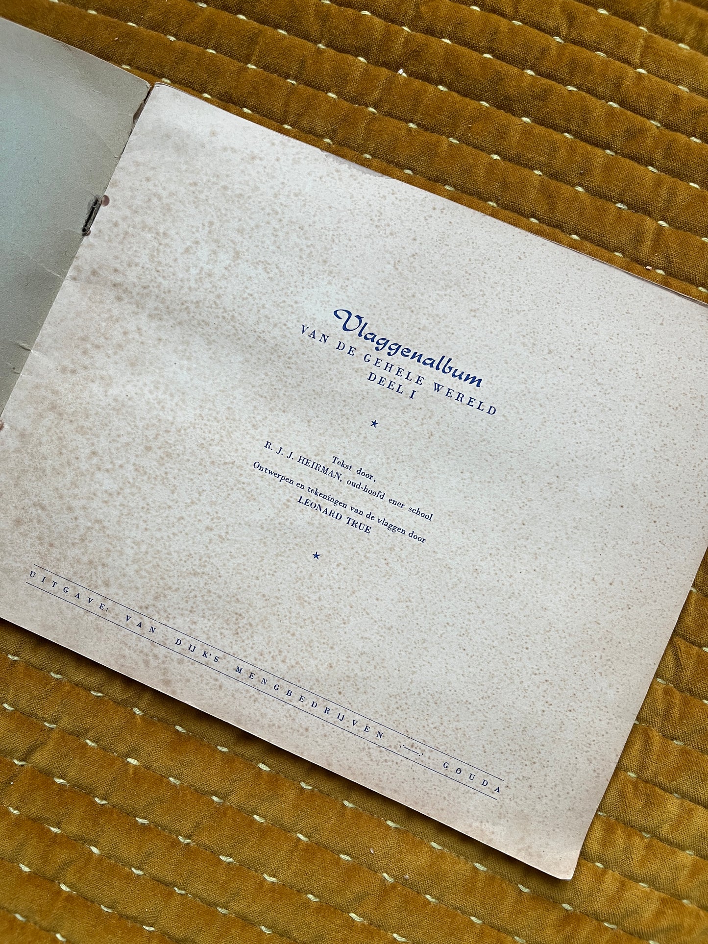 Vlaggenalbum van de gehele wereld Deel 1 1950