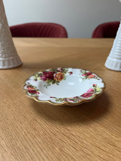 Royal Albert Old Country Roses