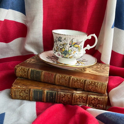 Elizabethan fruit basket cup and saucer ladies