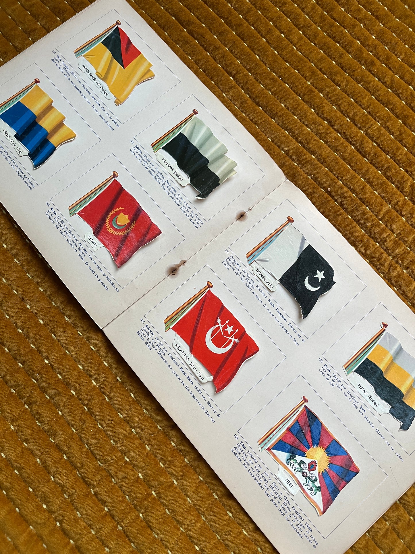 Vlaggenalbum van de gehele wereld Deel 2 1950