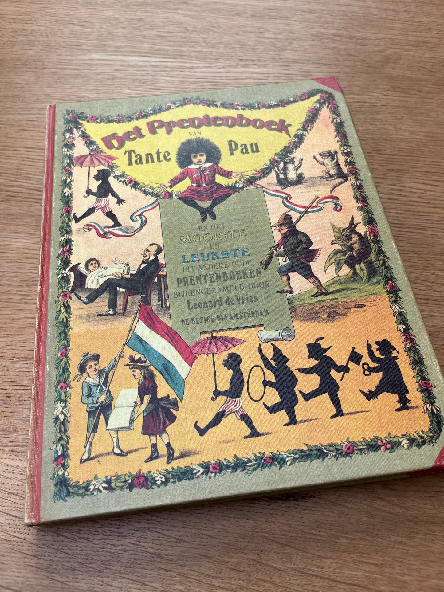 Het Prentenboek van tante Pau 1974