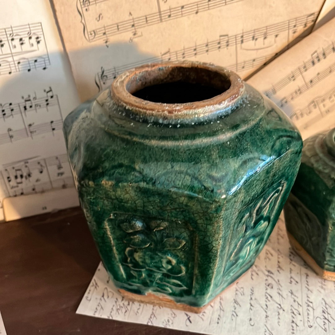 Green flower pots glaze