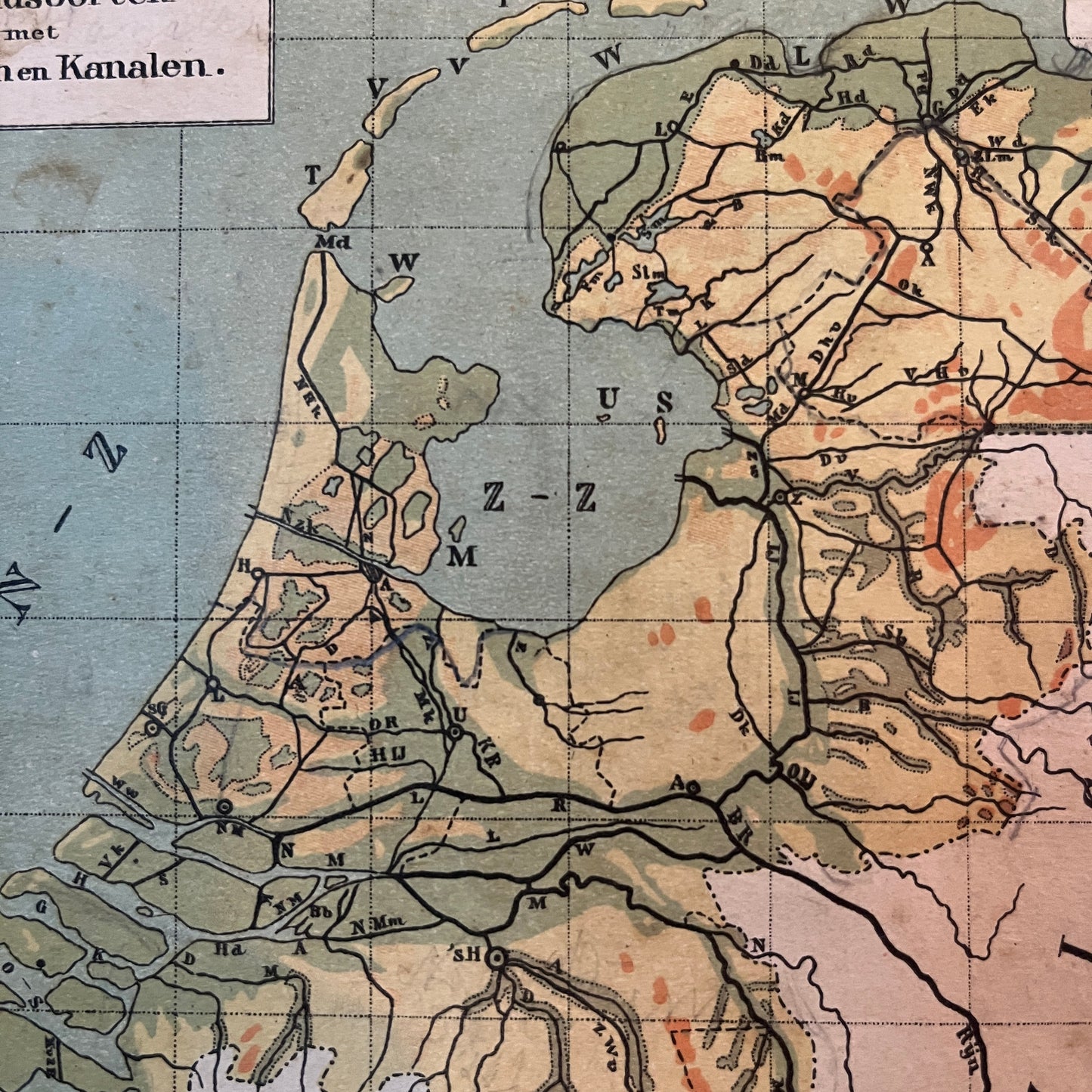 Antieke kaart Nederland. Grondsoorten met Rivieren en Kanalen uit 1923