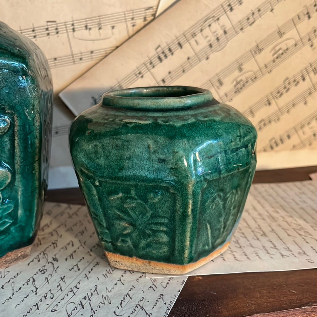 Green flower pots glaze