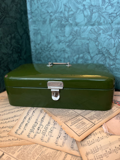 Vintage enamel bread box green