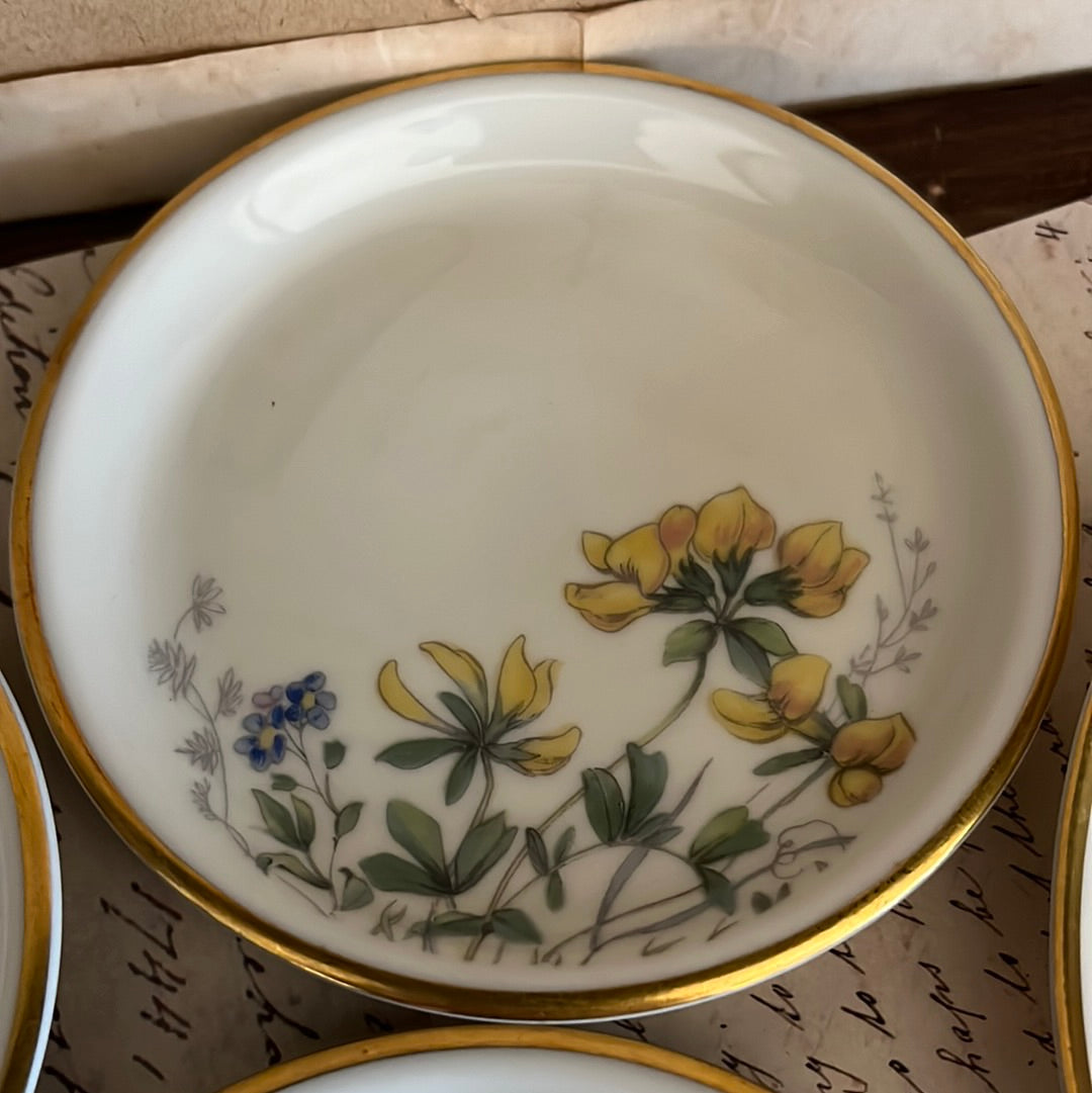 Petit fours bowls of meadow flowers Bavaria