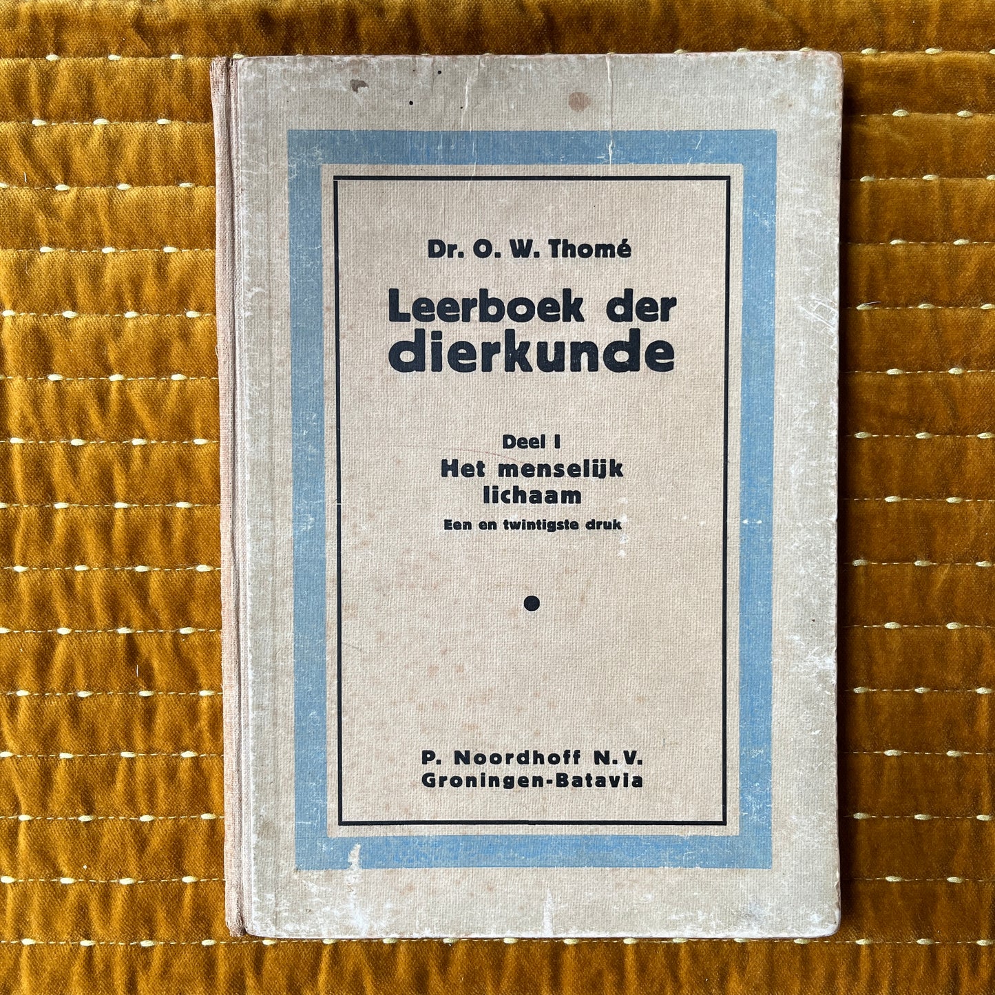 Leerboek der dierkunde Deel I Het menselijk lichaam 1947