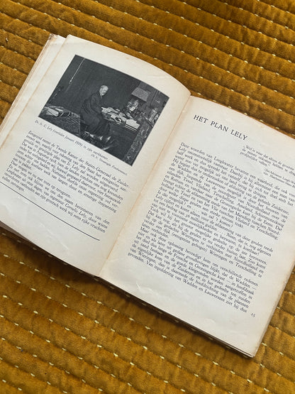 Niederländisches Buch der Neuen Region 1931