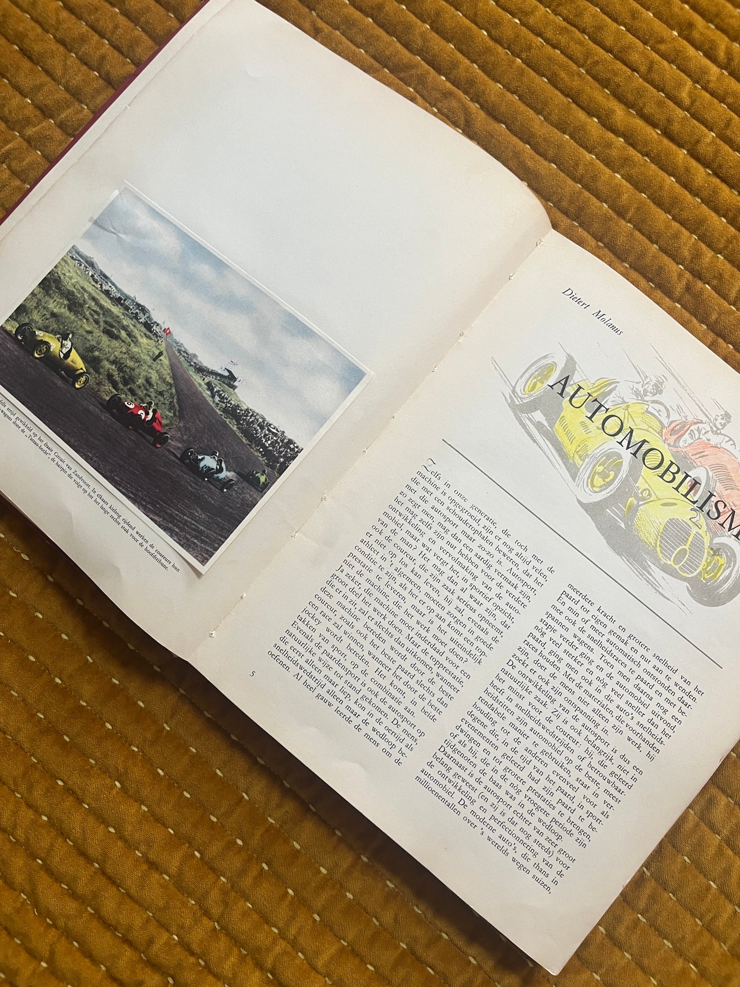 Fotoalbum mit niederländischen Sporterfolgen von 1954