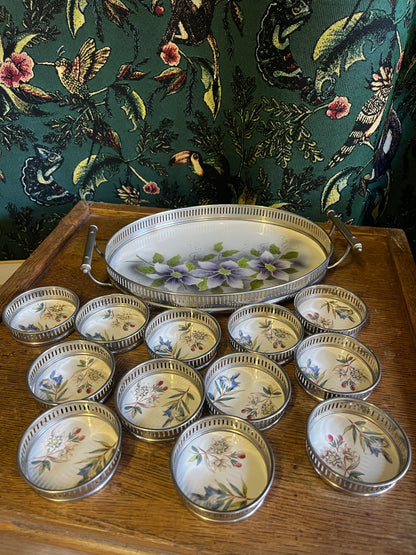 Maßstabsgetreue Vintage-Keramikuntersetzer