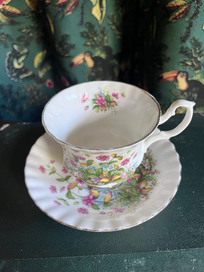 Royal Albert veldbloemen