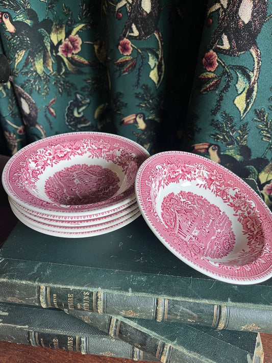 Set schaaltjes Wedgewood Avon Cottage