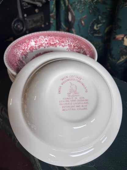 Set schaaltjes Wedgewood Avon Cottage