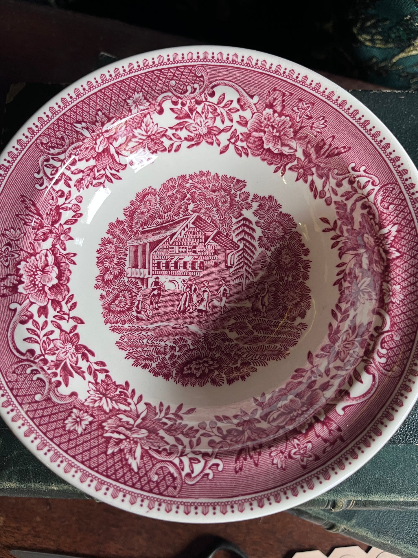 Set schaaltjes Wedgewood Avon Cottage