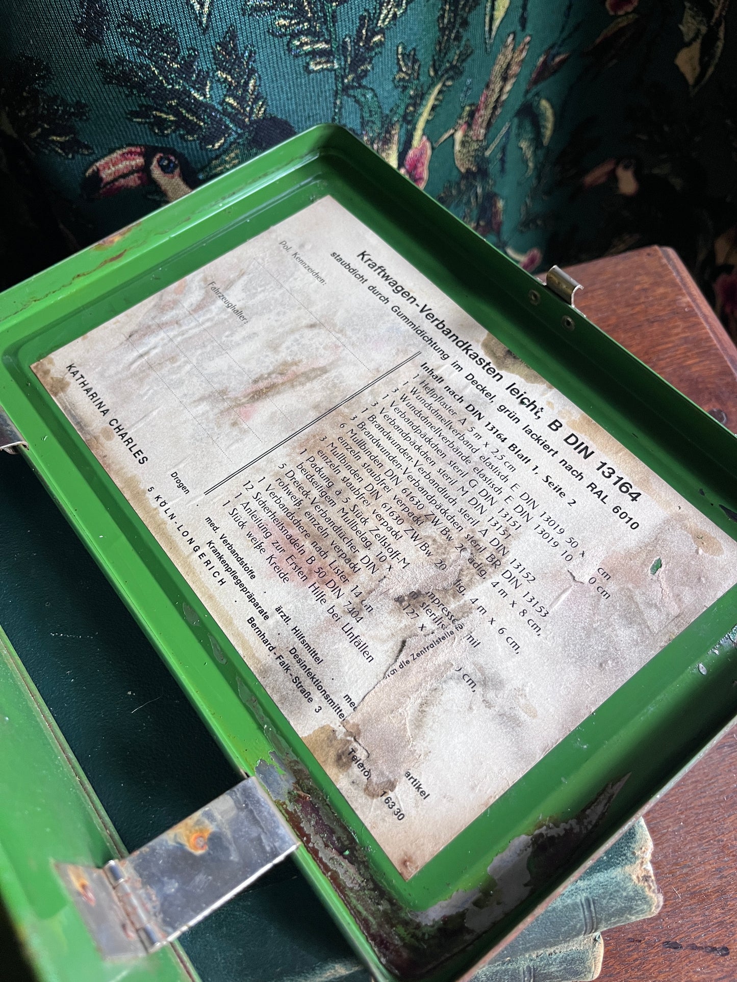 Antieke verbandtrommel groen
