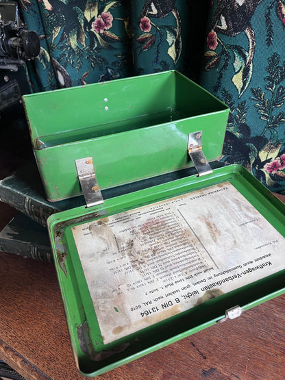 Antieke verbandtrommel groen